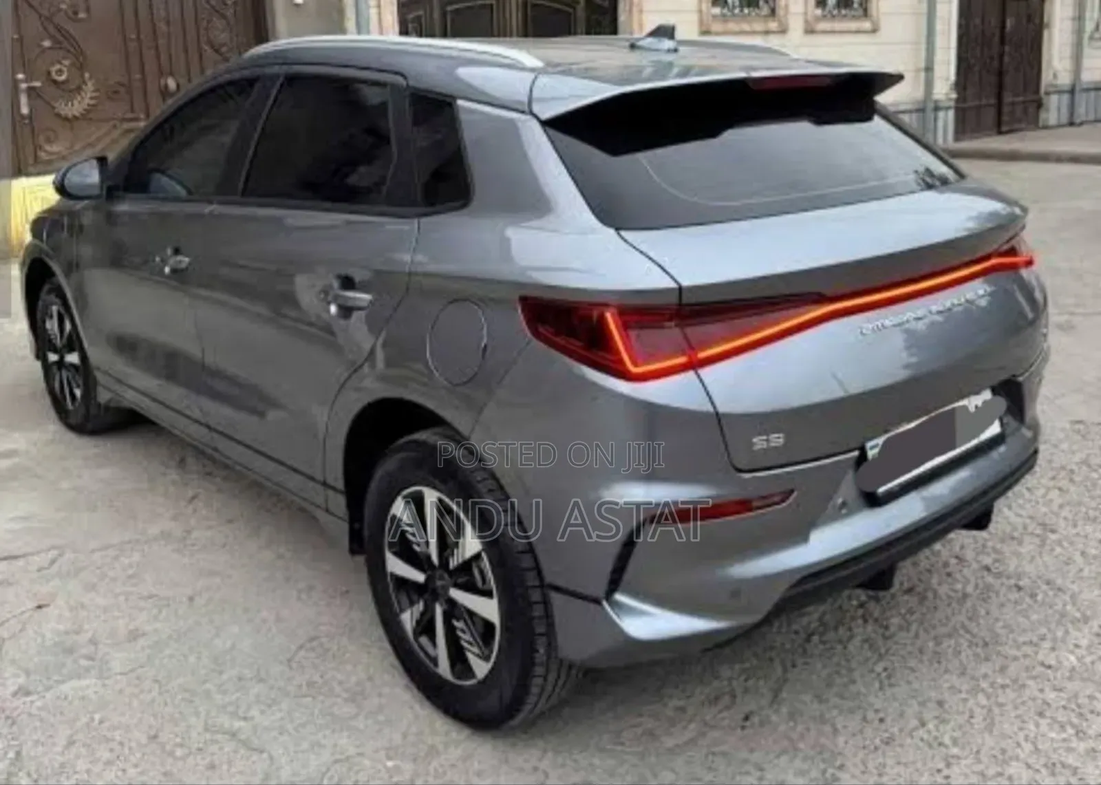 BYD E2 43 kWh 94 hp FWD 2024 Gray