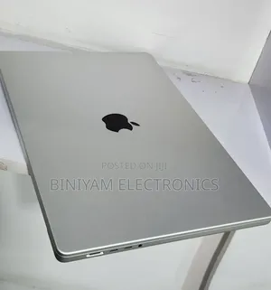 New Laptop Apple MacBook Pro 2021 M1 16GB Apple M1 Pro SSD 512GB