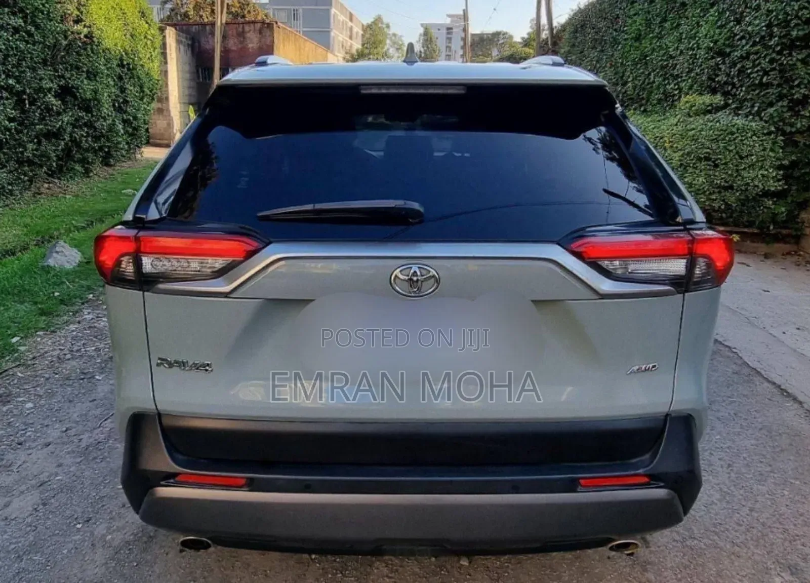 Toyota RAV4 2021 Green