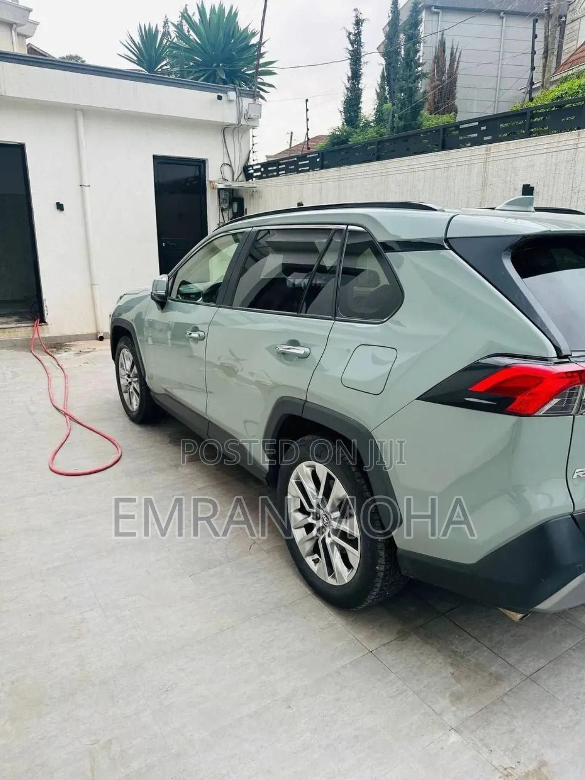 Toyota RAV4 2021 Green