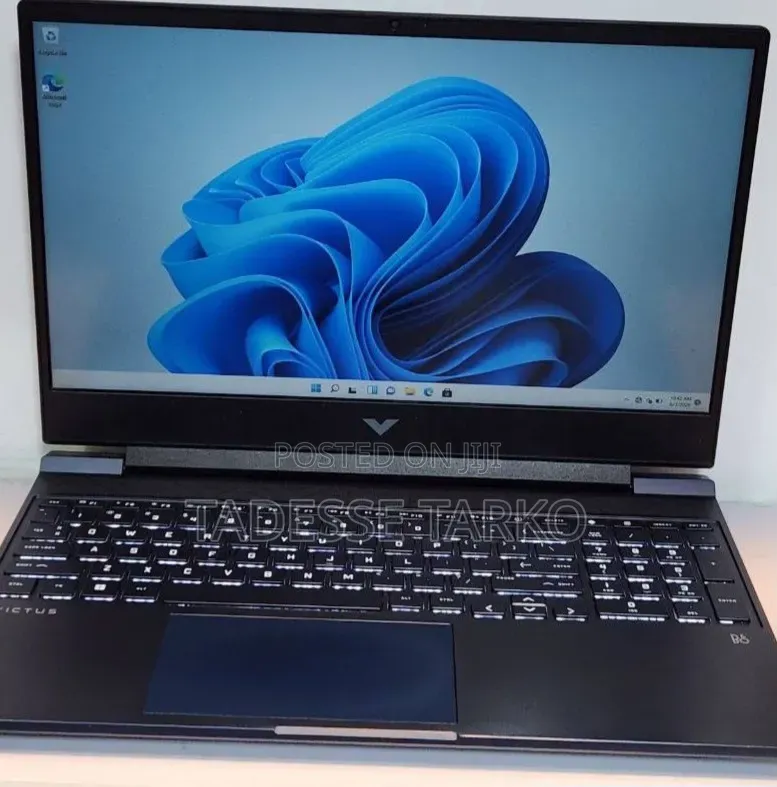 New Laptop HP Victus 15 24GB Intel Core i5 SSD 512GB