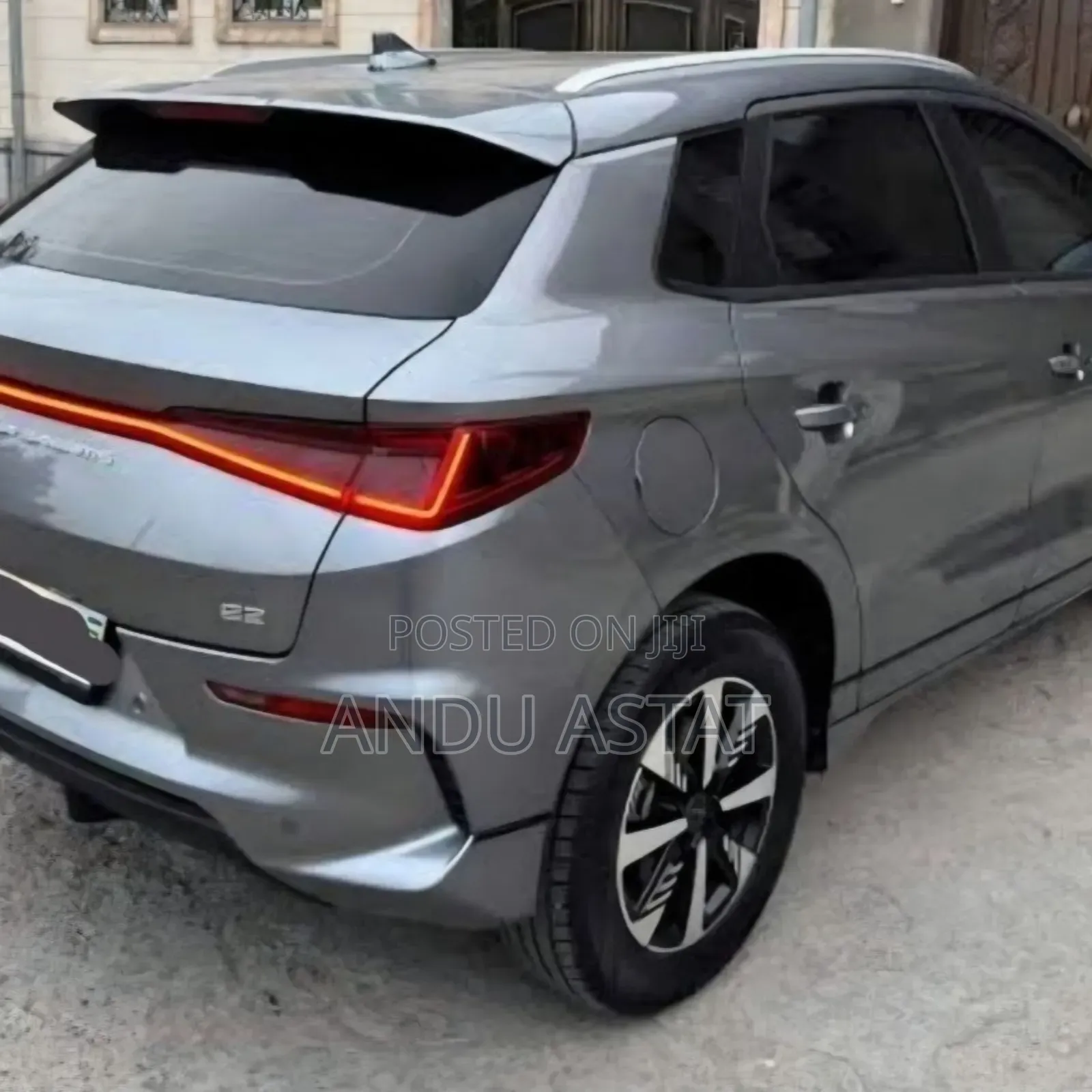 BYD E2 43 kWh 94 hp FWD 2024 Gray