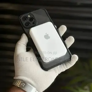 Original Apple Magsafe Battery Pack a Matte Clear Finish