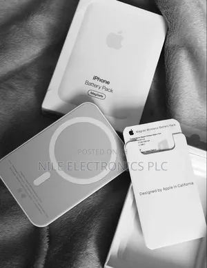 Original Apple Magsafe Battery Pack a Matte Clear Finish