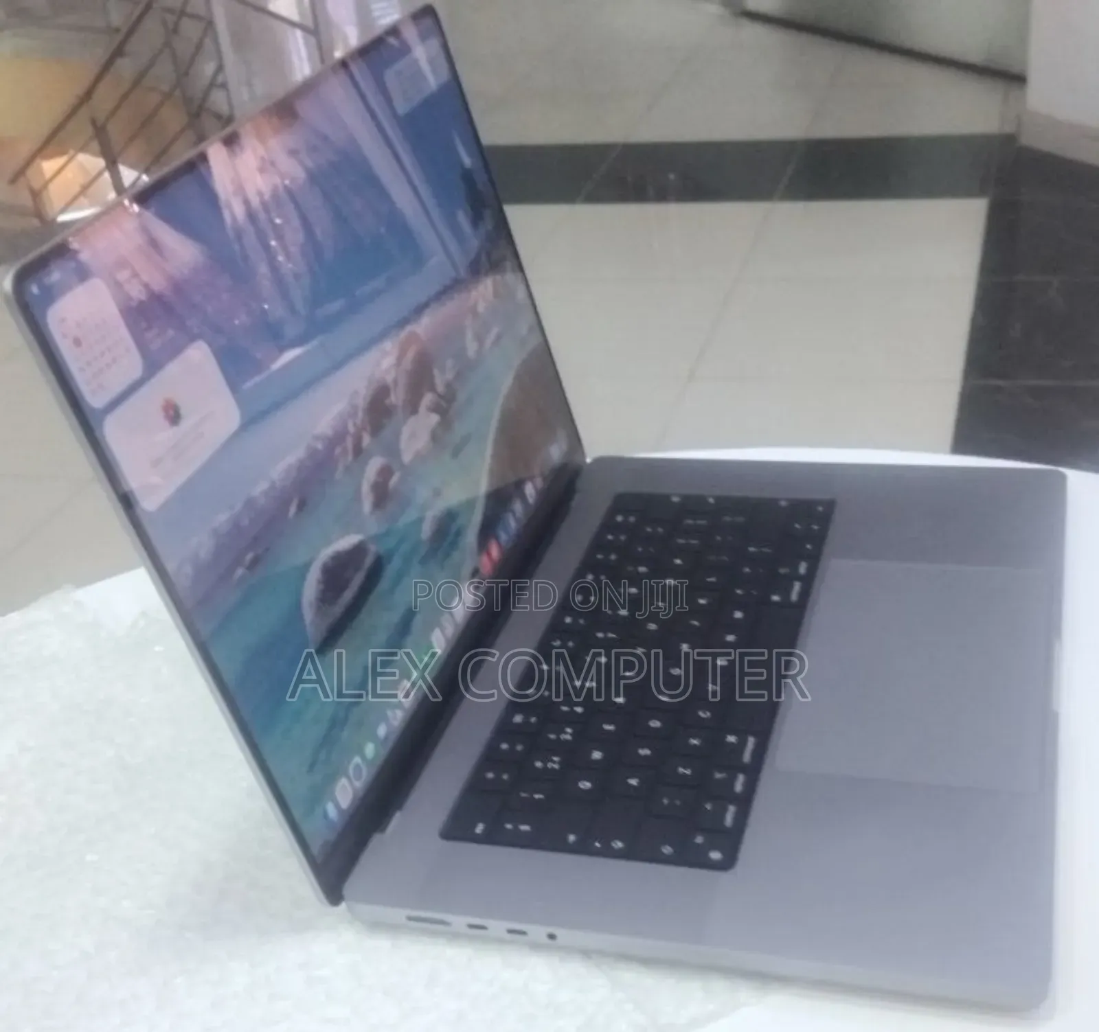 New Laptop Apple MacBook Pro 2021 M1 Max 64GB Apple M1 Max SSD 1T