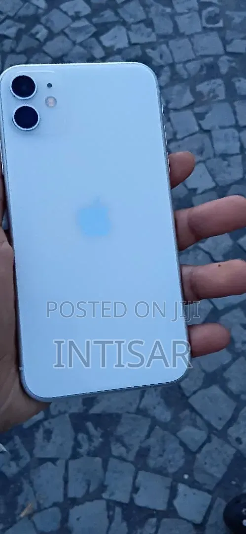 Apple iPhone 11 64 GB White