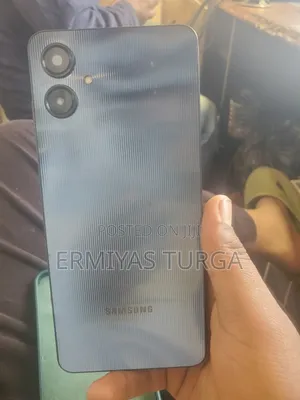 Samsung Galaxy A06 64 GB Black