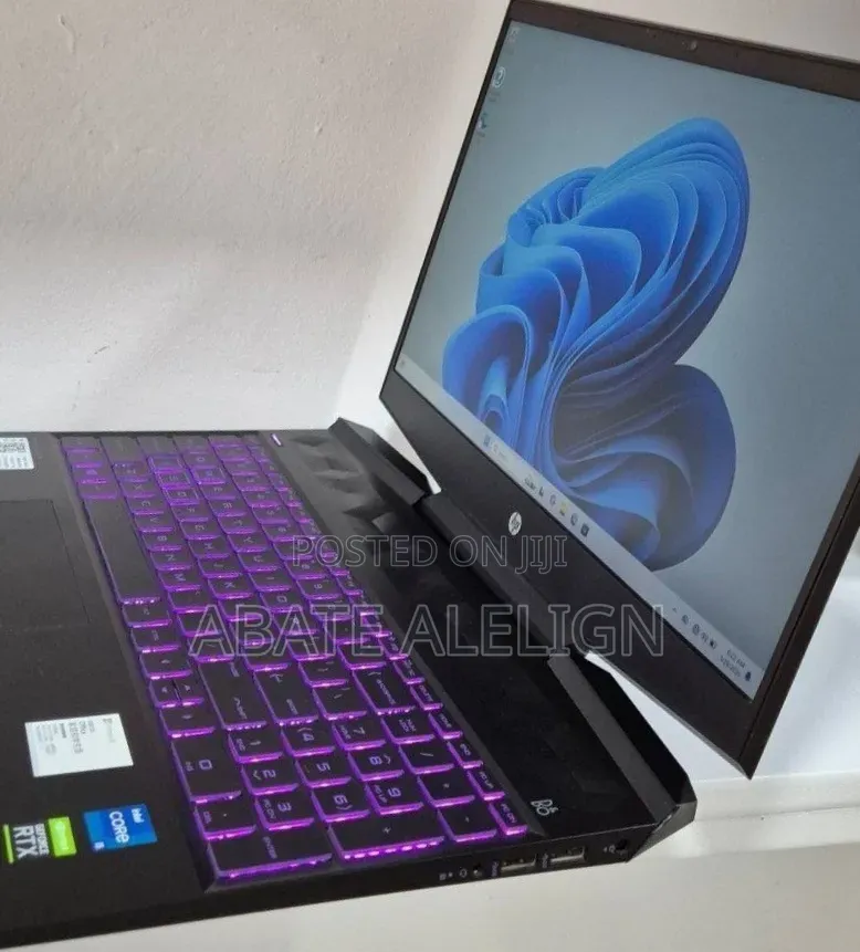 New Laptop HP Pavilion Power 15 16GB Intel Core i5 SSD 512GB