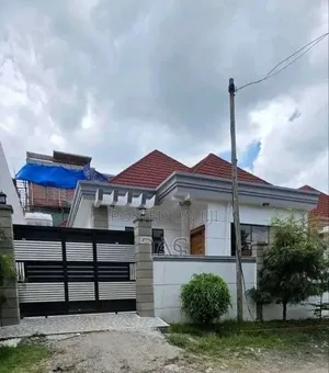 3bdrm Villa in የሚሸጥ ቅንጡ 250 ካሬ ቪላ , Bole for sale
