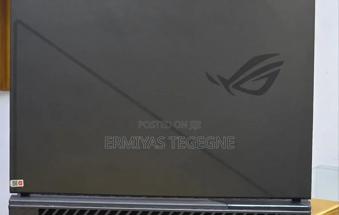 New Laptop Asus ROG Strix G16 G614 16GB Apple M1 SSD 512GB
