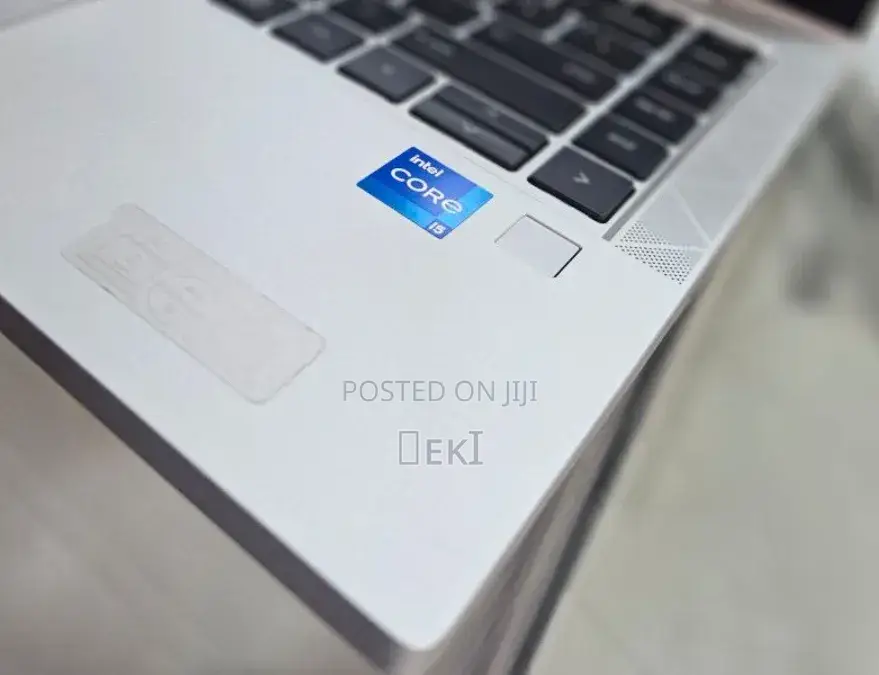 New Laptop HP EliteBook 840 G8 16GB Intel Core i5 SSD 512GB