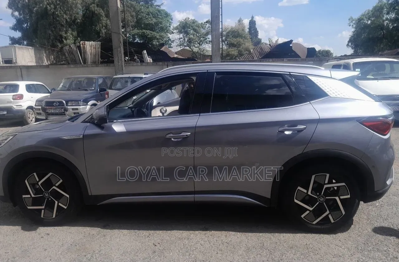 BYD Yuan Up 2024 Gray