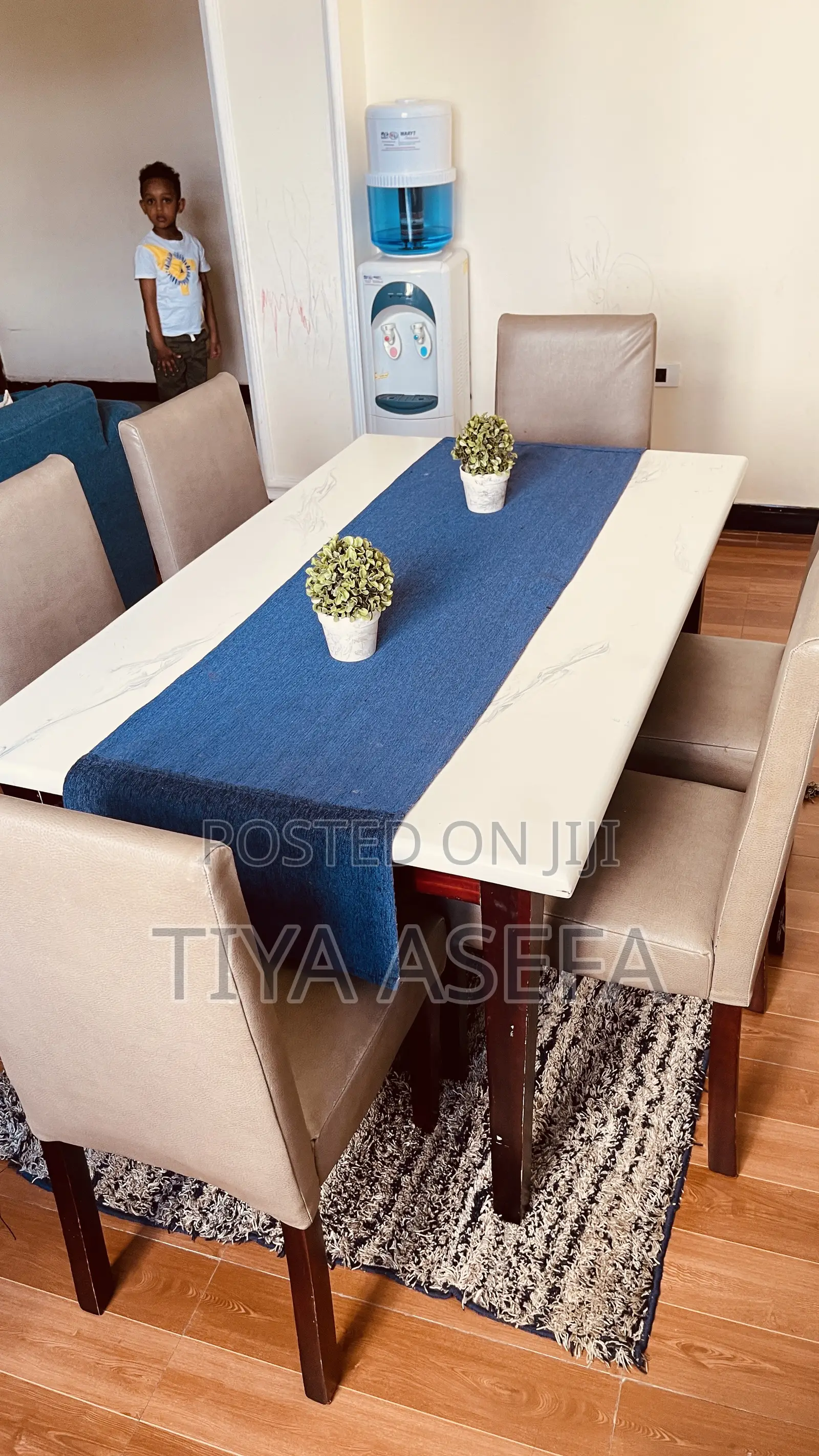 Used Dinning Table
