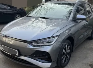 BYD E2 43 kWh 94 hp FWD 2024 Gray