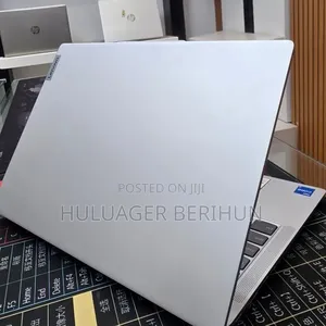 New Laptop Lenovo Ideapad 3 16GB Intel Core i7 SSD 512GB