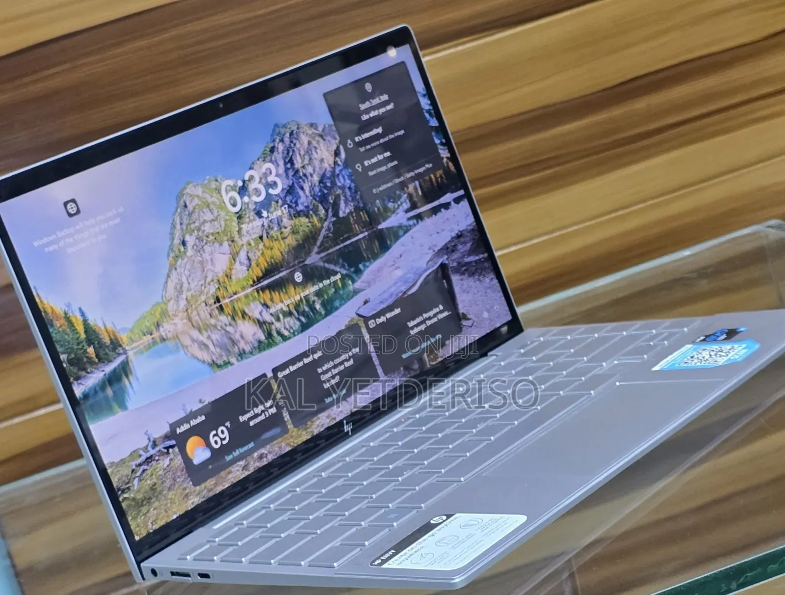 New Laptop HP Envy X360 8GB Intel Core i5 SSD 256GB