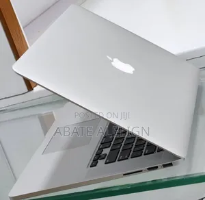 New Laptop Apple MacBook Pro 2015 16GB Intel Core i7 SSD 512GB