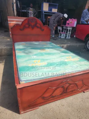 Bed Alga አልጋ