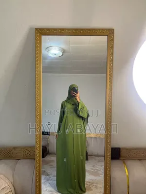 Shefun Abaya