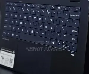 New Laptop HP OmniBook 7 14" 16GB Intel SSD 1T