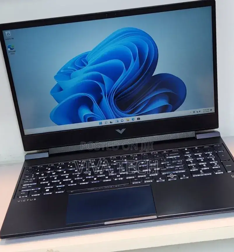 New Laptop HP Victus 15 24GB Intel Core i5 SSD 512GB
