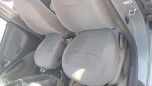 Toyota Platz 2005 Silver