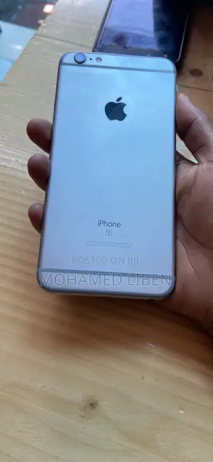Apple iPhone 6s Plus 32 GB Silver
