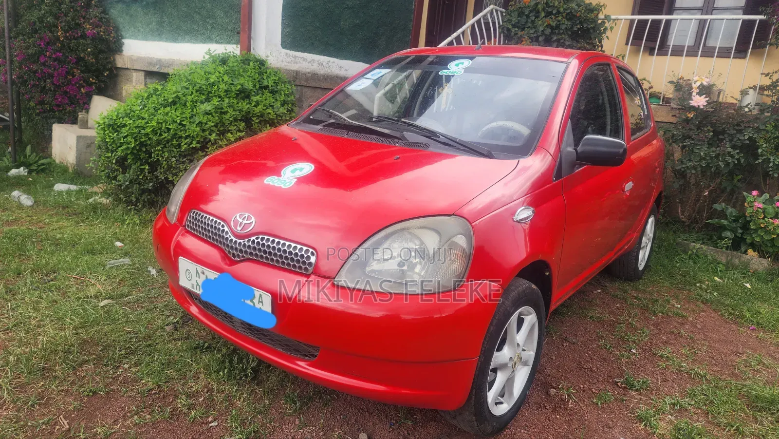 Toyota Yaris 2001 Red
