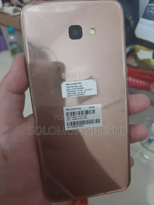 Samsung Galaxy J4 Plus 32 GB Gold