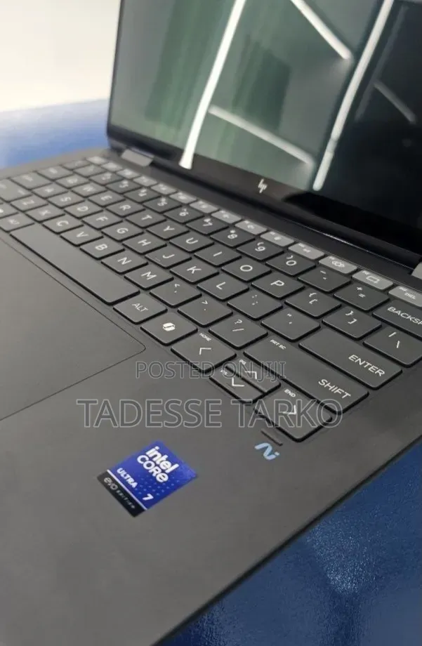 New Laptop HP OmniBook 5 14" 16GB Intel Core Ultra 7 SSD 1T