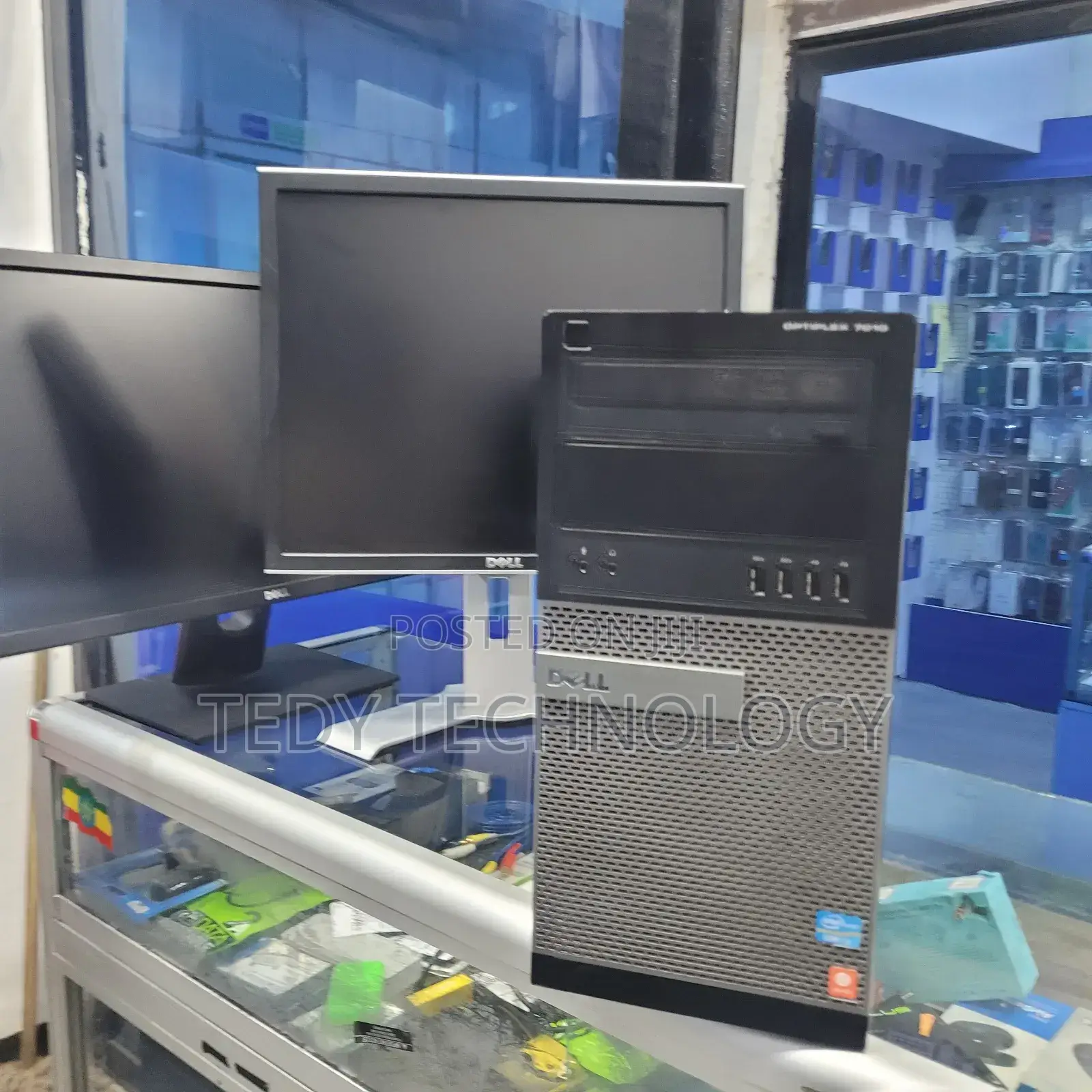 Desktop Computer Dell OptiPlex 7010 4GB Intel Core i3 HDD 500GB