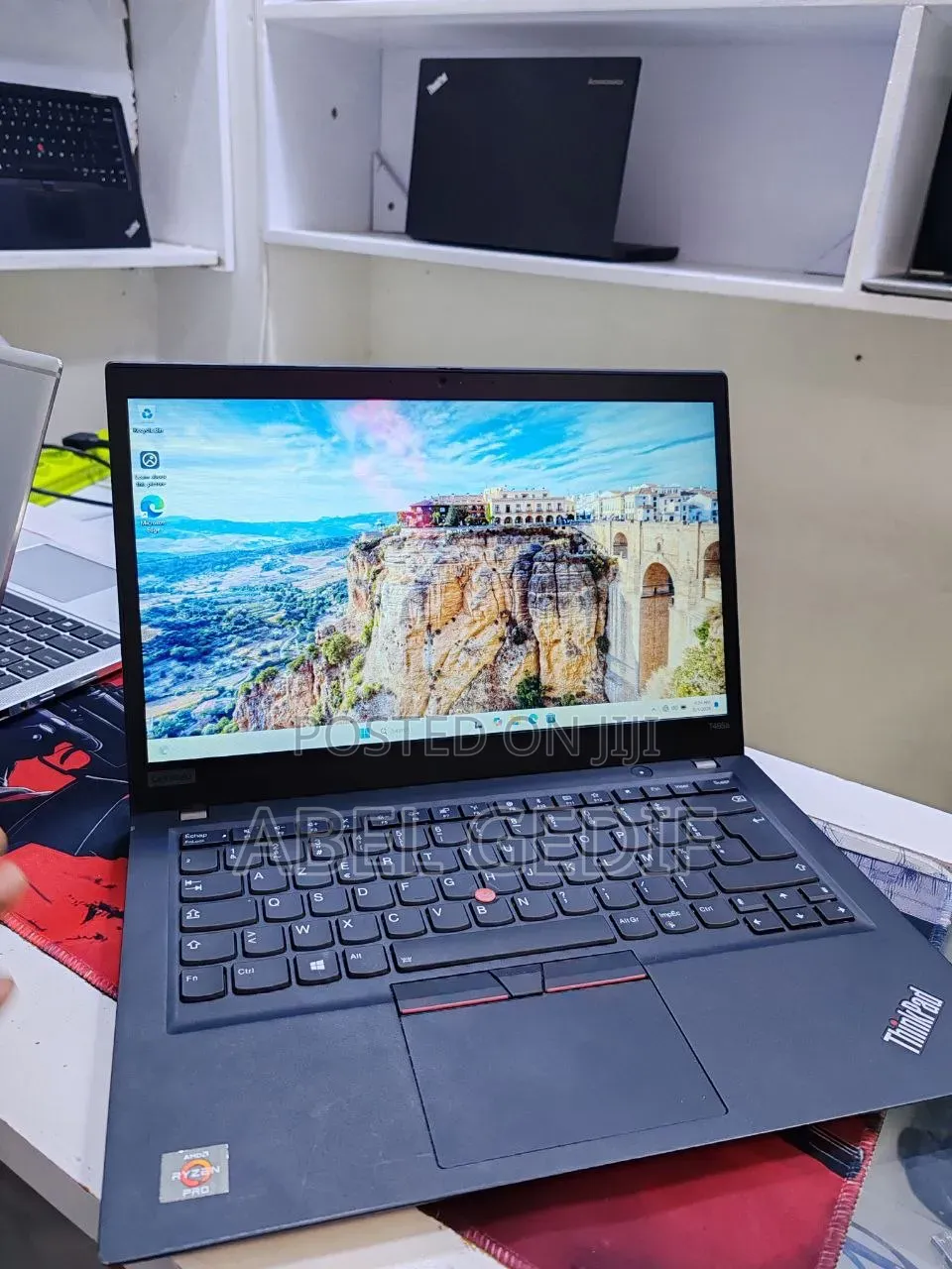 New Laptop Lenovo ThinkPad t495s 8GB AMD Ryzen 5 SSD 512GB