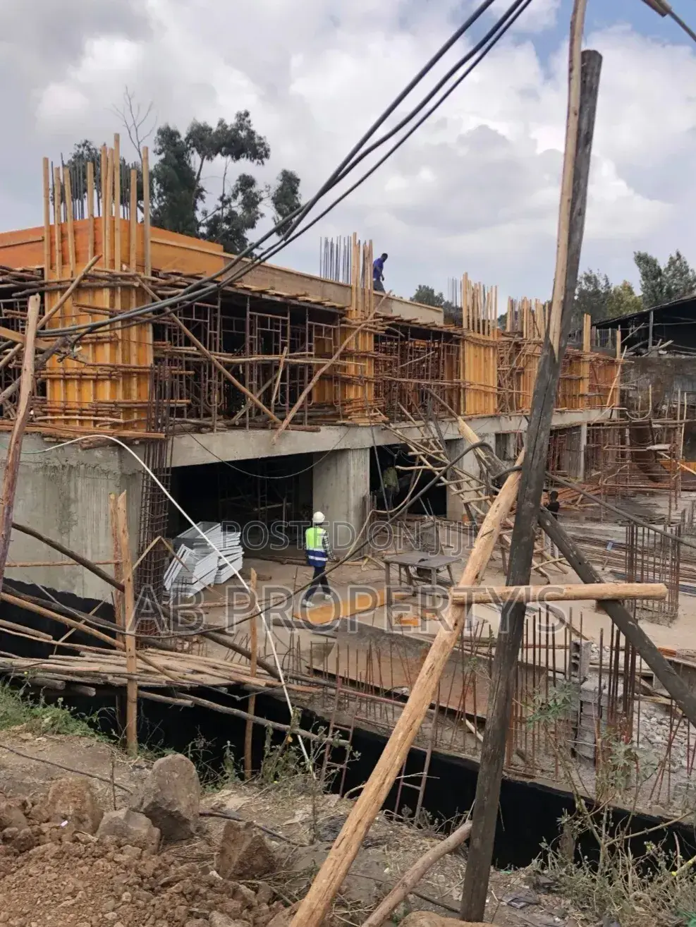 3bdrm Apartment in Paragon Real Estate, Addis Ketema for sale