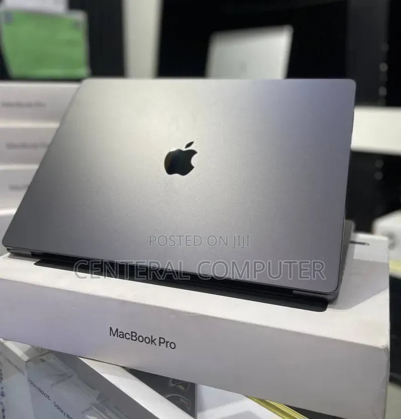 New Laptop Apple MacBook Pro 2024 M3 Max 36GB Apple M3 Max SSD 1T