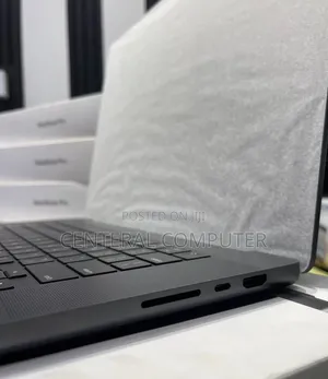 New Laptop Apple MacBook Pro 2024 M3 Max 36GB Apple M3 Max SSD 1T