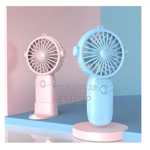 Usb Desktop Fan With Handheld Grip and 3 Speeds