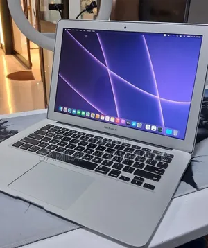 New Laptop Apple MacBook Air 2015 8GB Intel Core i5 SSD 256GB