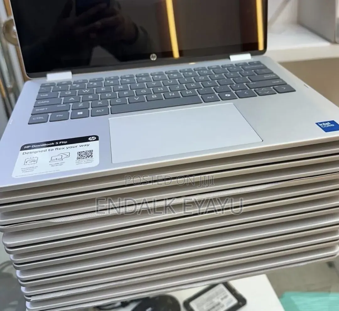 New Laptop HP OmniBook 5 Flip 16GB Intel Core 7 SSD 512GB