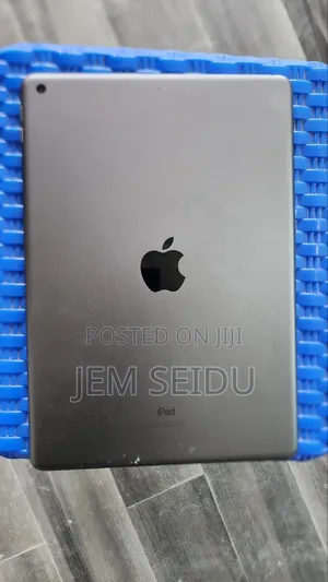 Apple iPad 10.2 (2021) 256 GB Silver