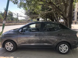 Hyundai I10 2022 Gray