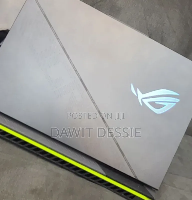 New Laptop Asus 16GB Intel Core i9 SSD 1T