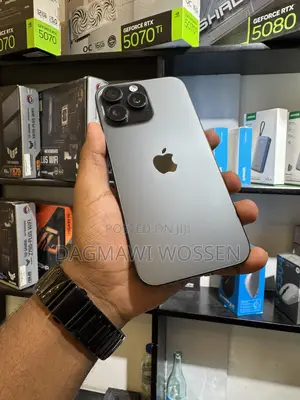New Apple iPhone 16 Pro Max 256 GB Black