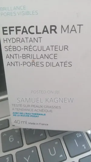 La Roche-Posay Effaclar Mat Mattifying Moisturizer (100% Original)
