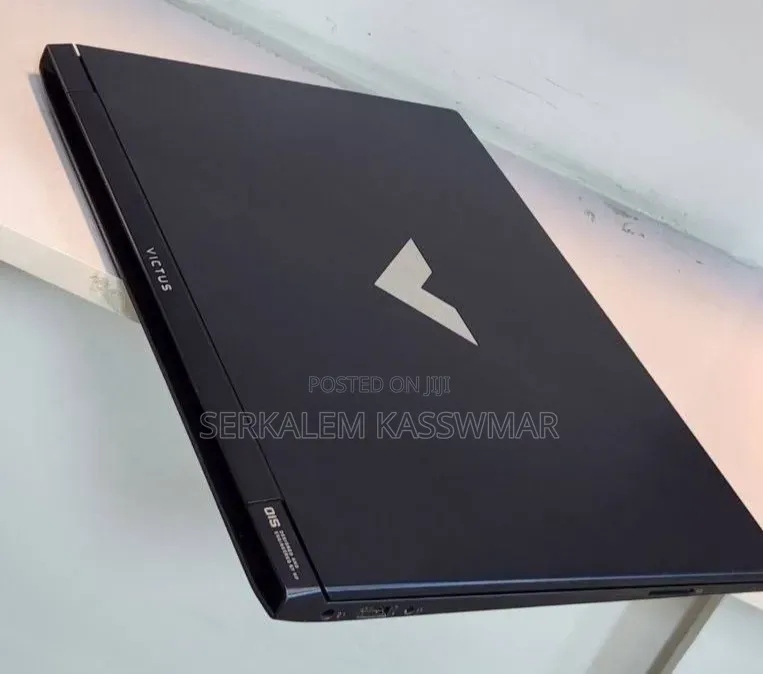 New Laptop HP Victus 15 24GB Intel Core i5 SSD 512GB