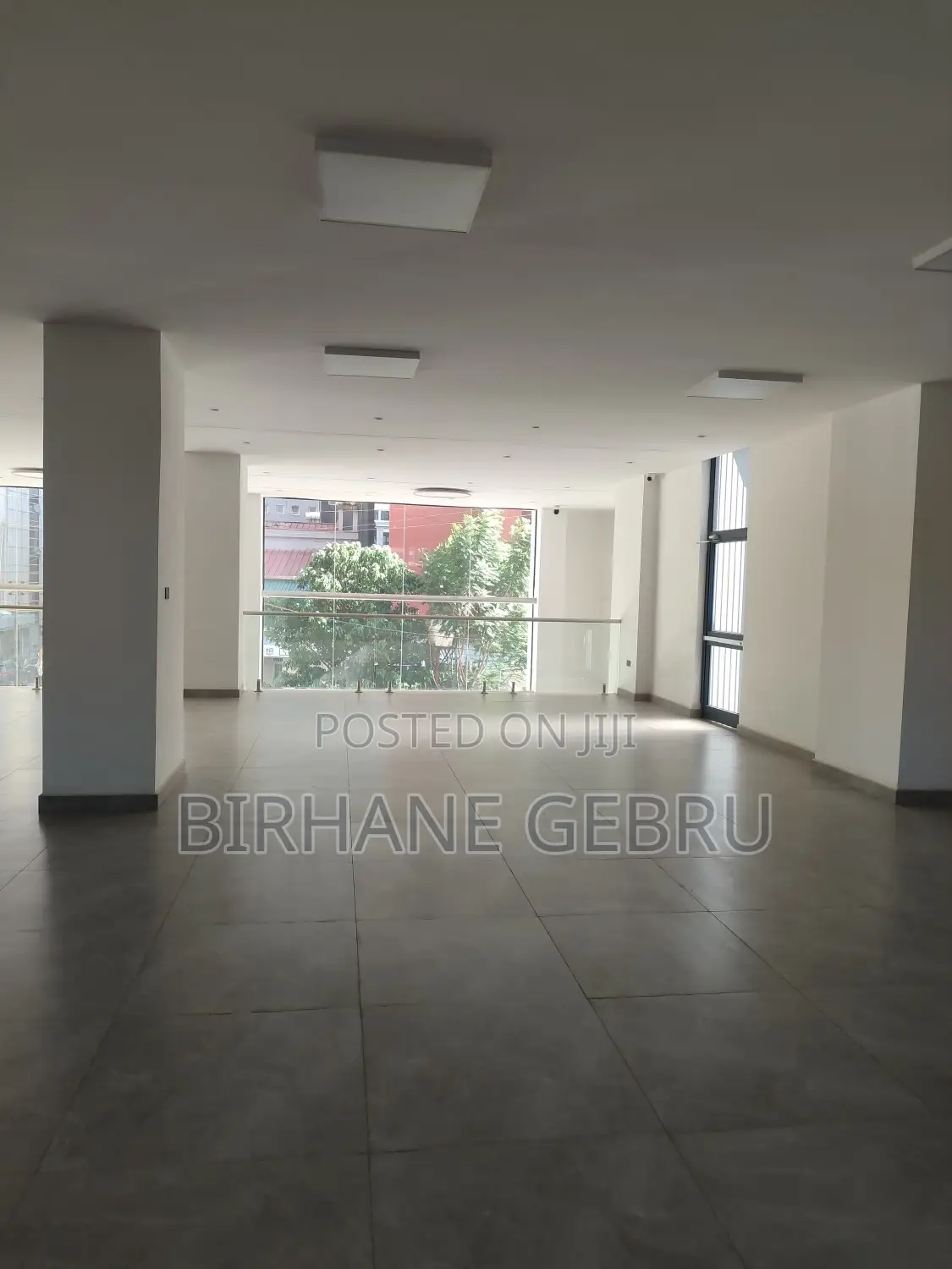 Space Rent for Resturan Cafe Berger and Other