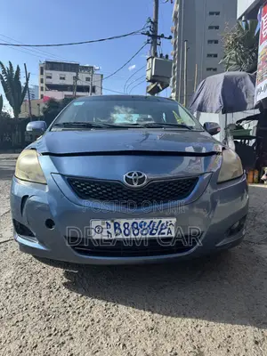 Toyota Yaris 2011 Blue