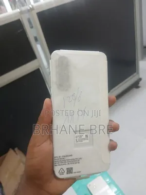 New Samsung Galaxy M17 5G 128 GB White