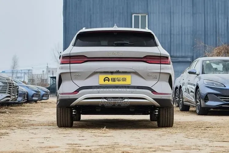 New BYD Song Plus 2025 Gray