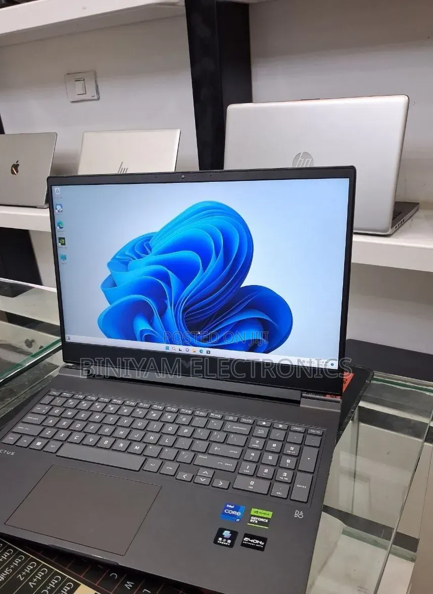 New Laptop HP Victus 16 16GB Intel Core i7 SSD 1T