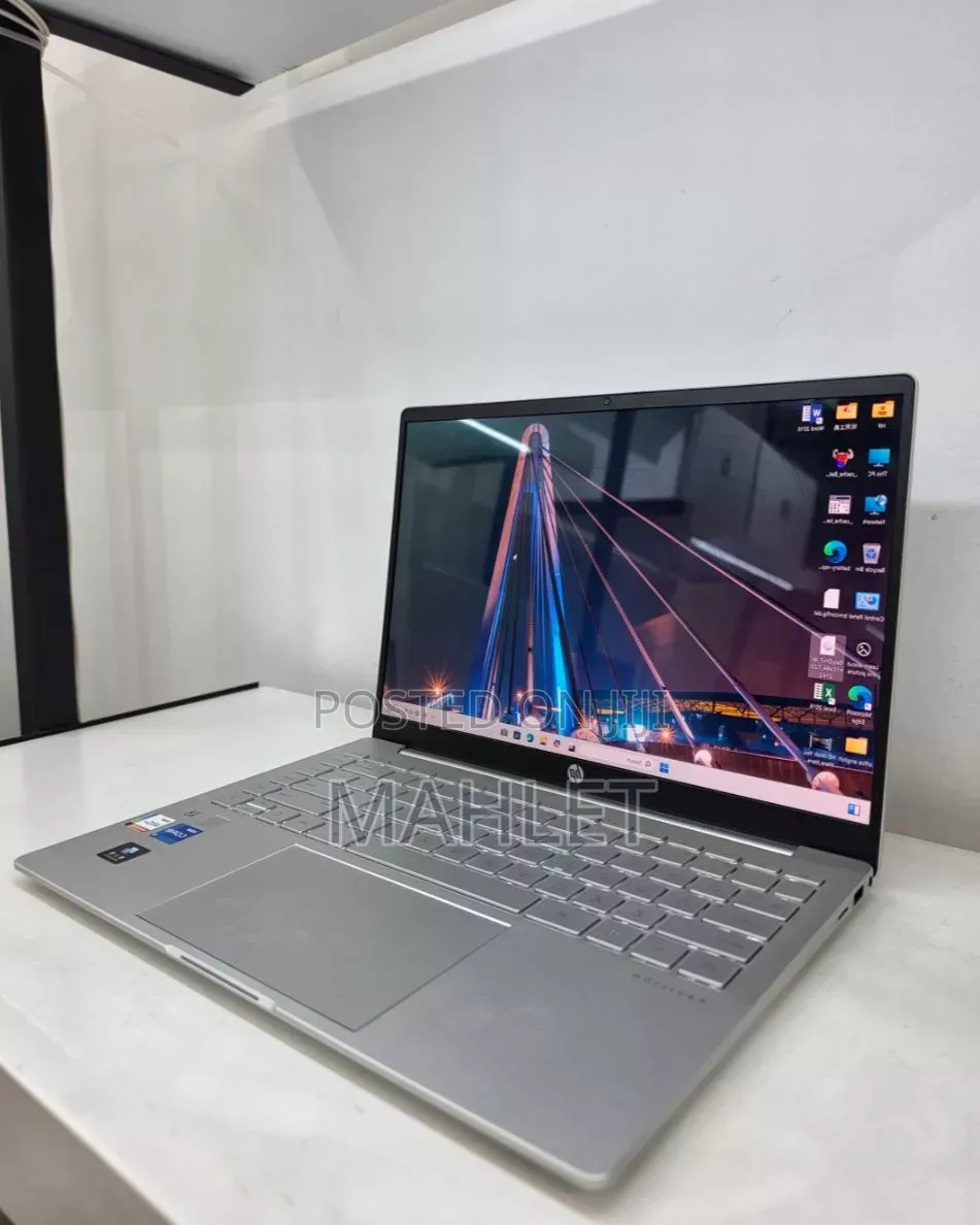 New Laptop HP Pavilion 15 16GB Intel Core i5 SSD 512GB